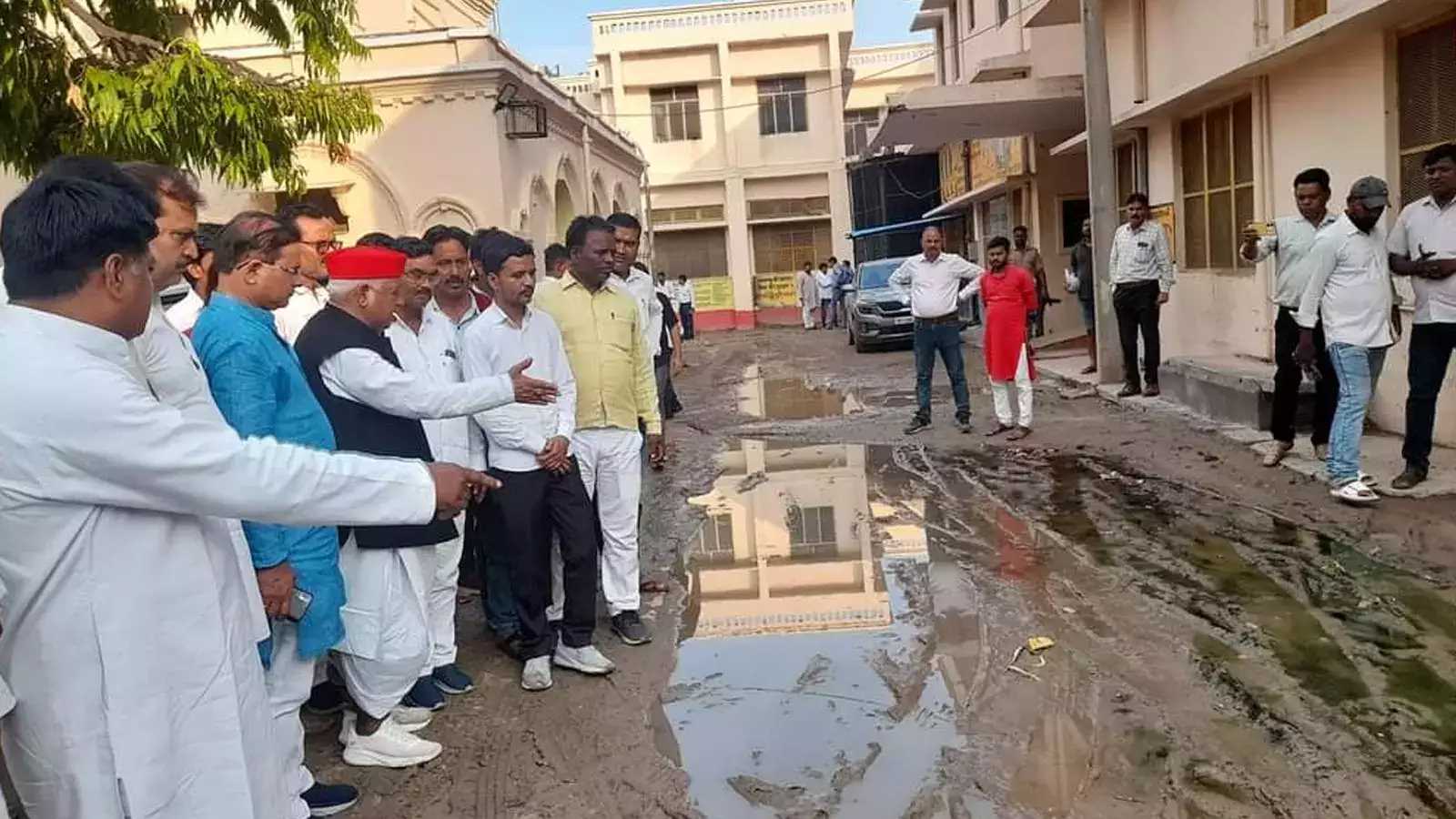 ‘अब संसद में उठाऊंगा मुद्दा’, रामपथ मार्ग के क्षतिग्रस्त होने पर बोले सपा सांसद अवधेश प्रसाद